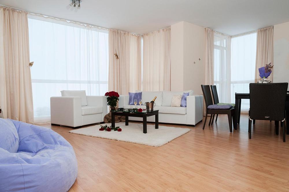 Sea Dream Rental Apartments Varna Esterno foto